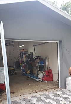 New Garage Door Near Costa Mesa